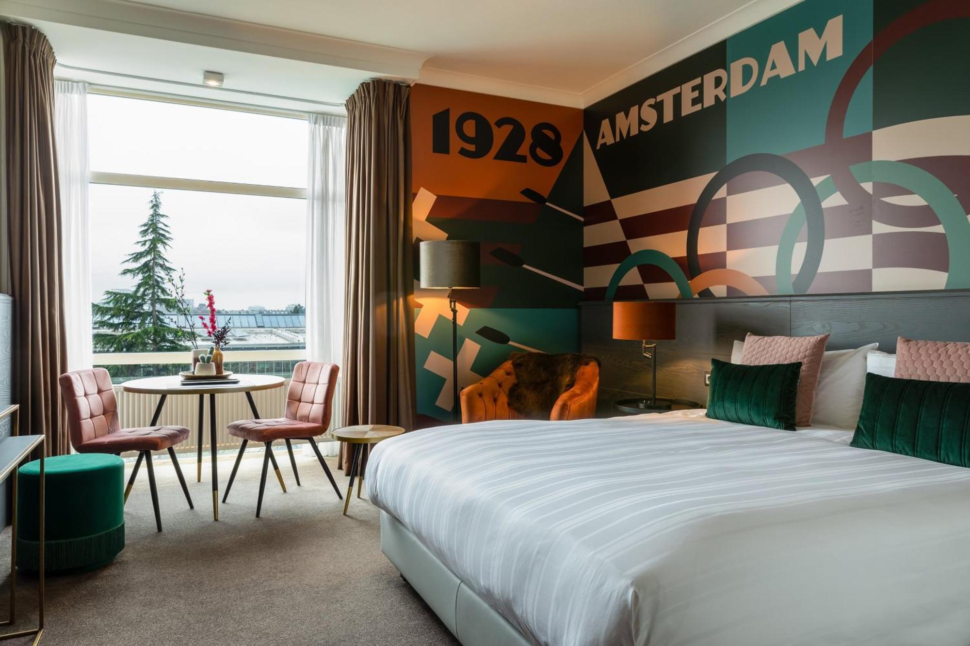Apollo Hotel Amsterdam, A Tribute Portfolio Hotel Exterior photo