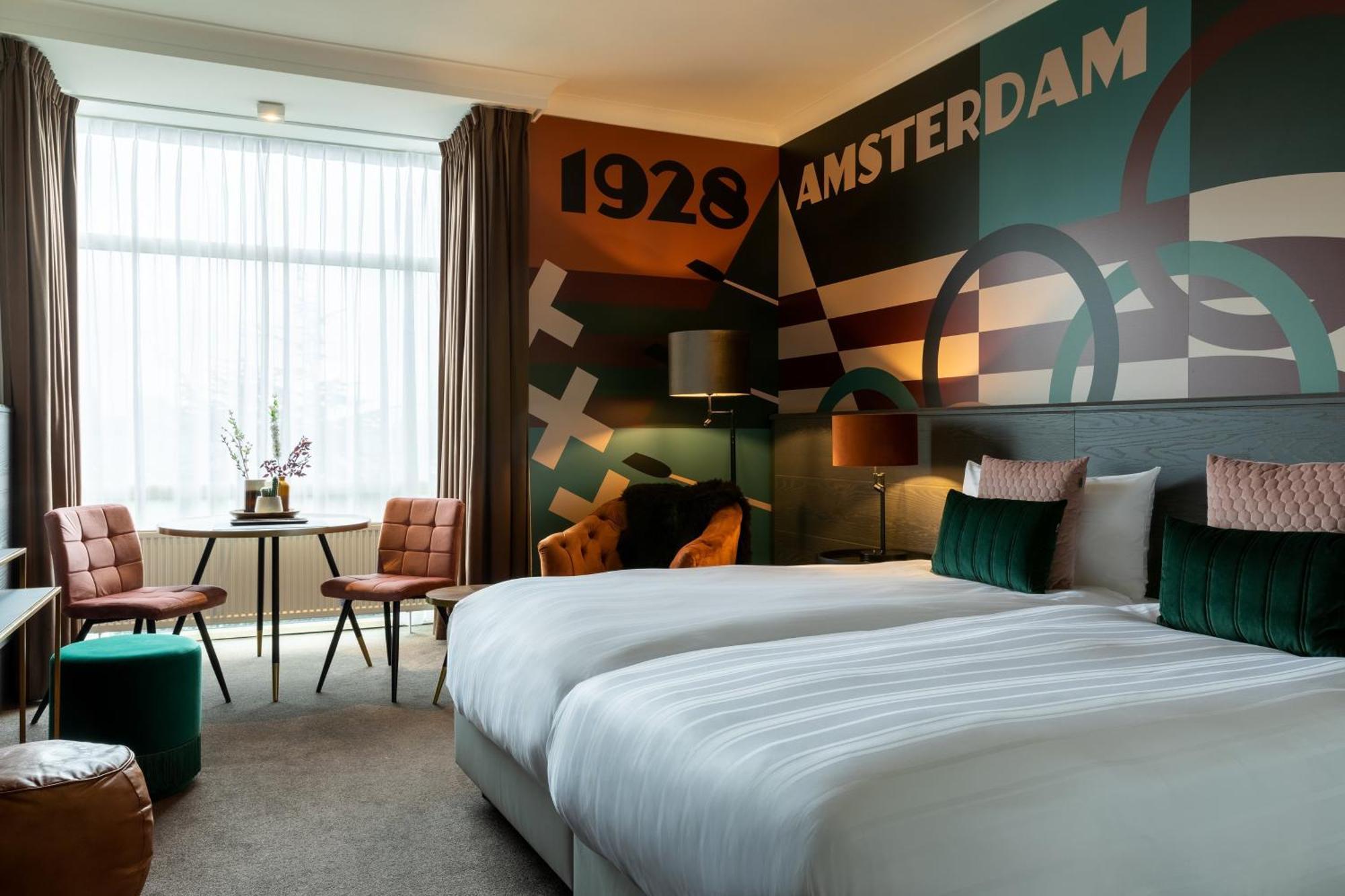 Apollo Hotel Amsterdam, A Tribute Portfolio Hotel Exterior photo