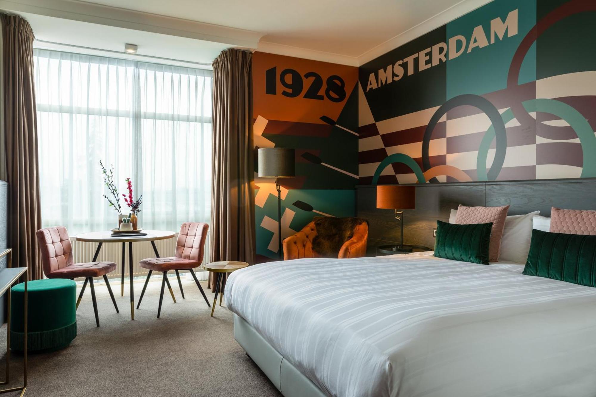 Apollo Hotel Amsterdam, A Tribute Portfolio Hotel Exterior photo
